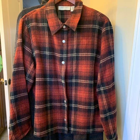 Plaid Jacket - Picture 2 of 2